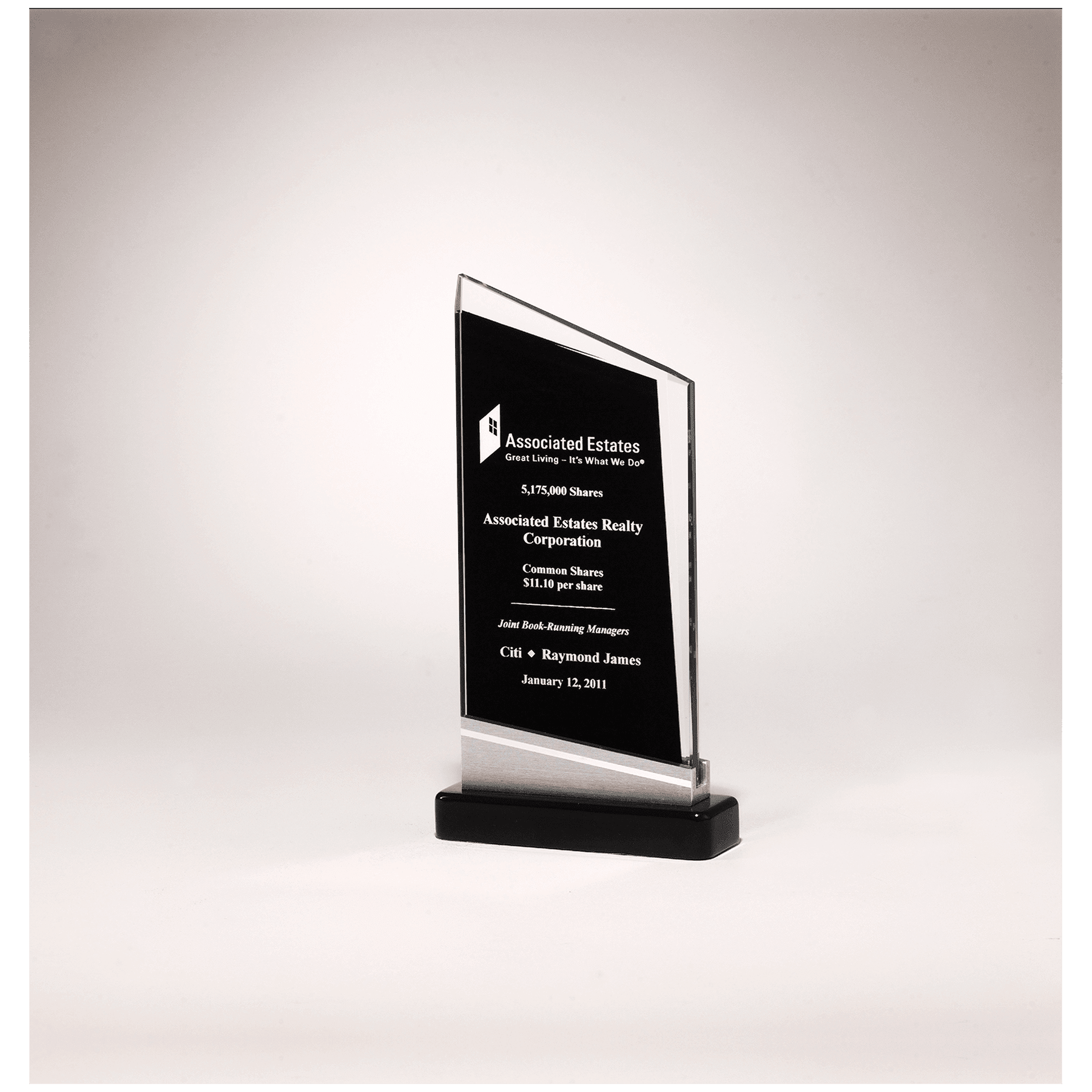 Glass Award, Black Piano Finish Base w/Silver Aluminum