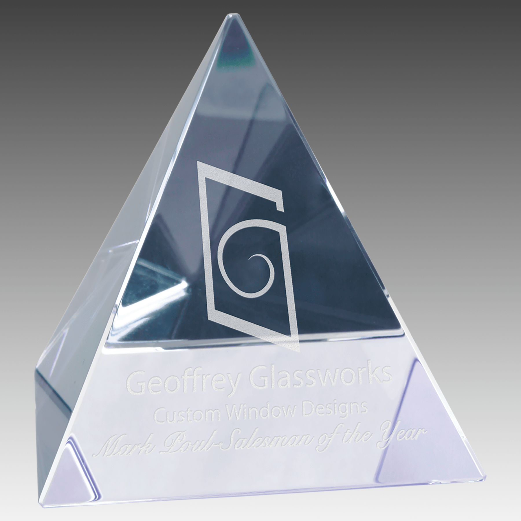 3.1" x 3.1" x 3.1" Crystal Pyramid
