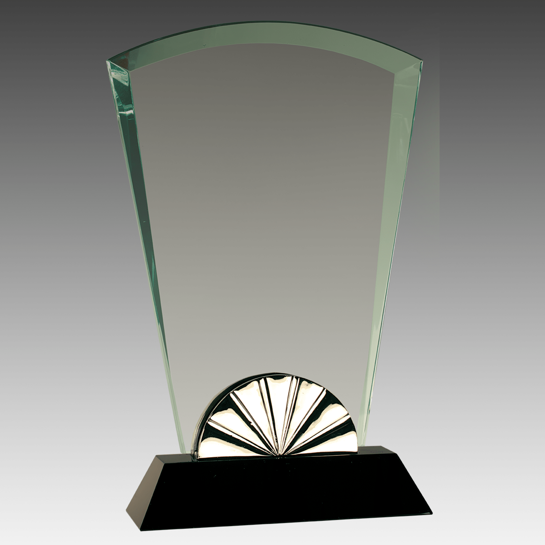 9" Fan Horizon Glass with Black Base